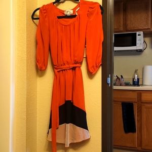 Red lace wrap small dress with arms cut-out